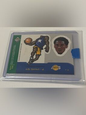 Collectible Kobe Bryant 3D / fold-out style insert